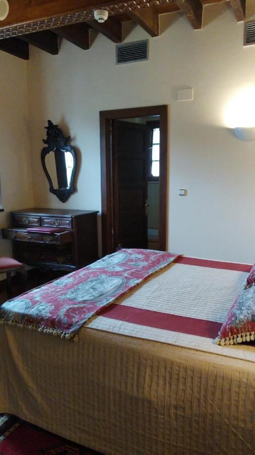 Hotel Palacete Real Villamayor  外观 照片