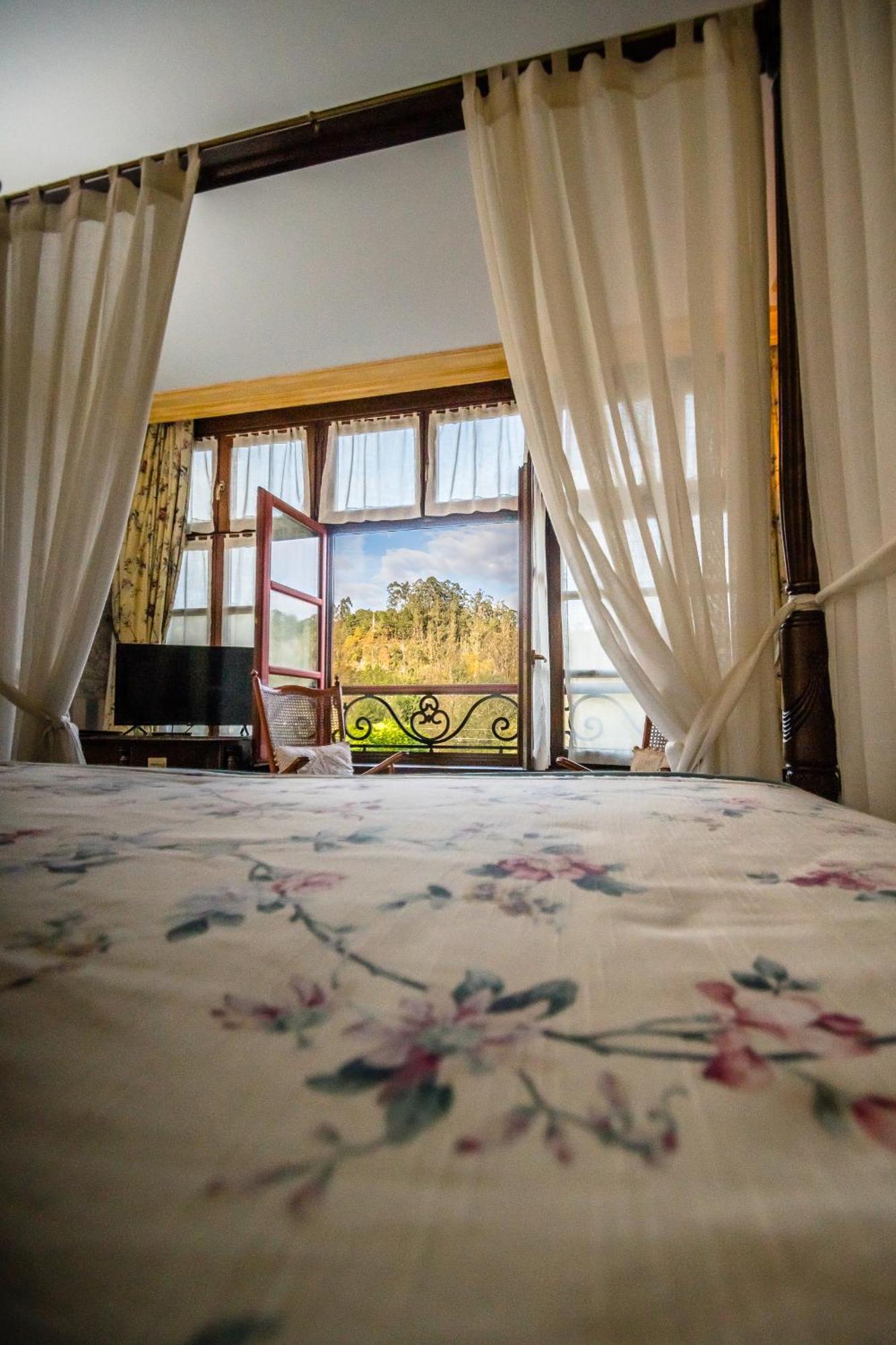 Hotel Palacete Real Villamayor  外观 照片